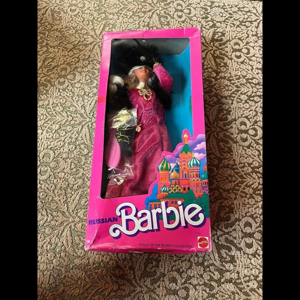 NEW 1988 Dolls of the World Collection RUSSIAN Soviet Union Barbie 12